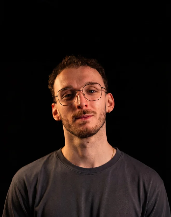 Portrait de Délhio, formateur IA pour architectes